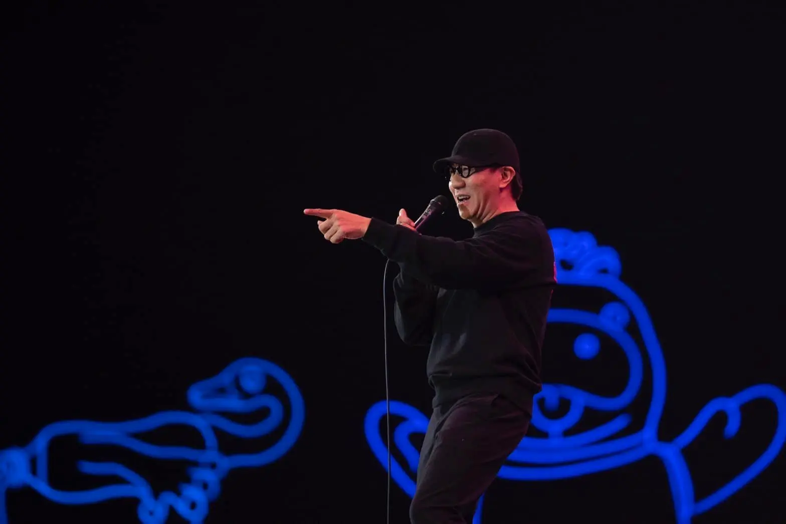 -อุดม-ลั่นประโยคเด็ดบนเวทีเดี่ยว-13-งานนี้มีทั้งฮอลล์-5
