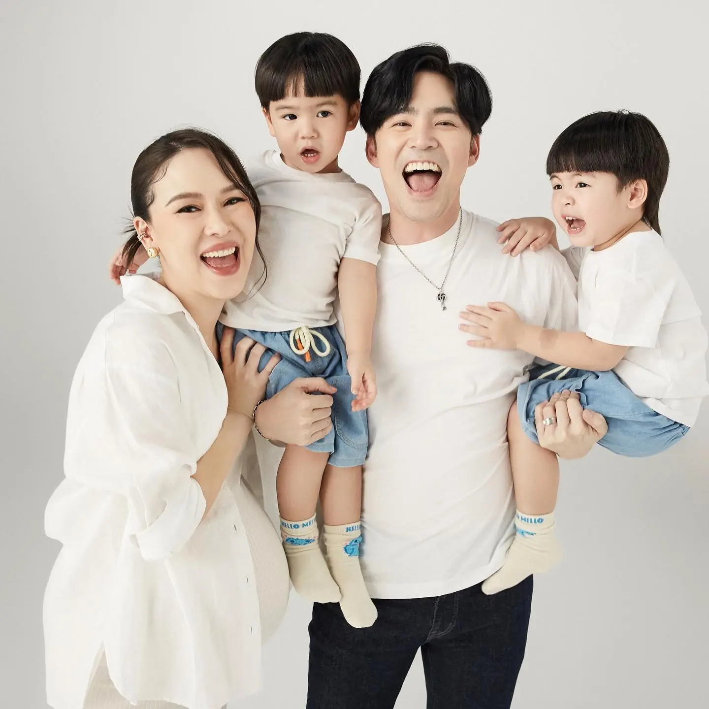 พ่อบีม-แม่ออย-พี่ธีร์-น้องพีร์-6