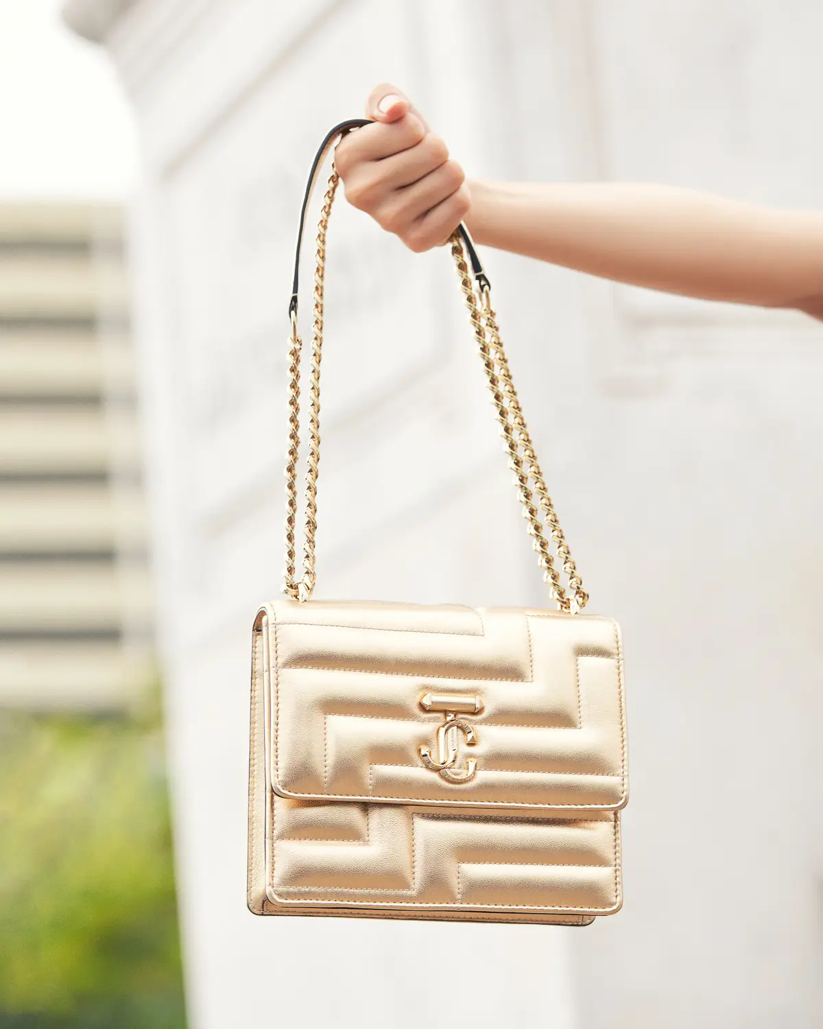 6.-Jimmy-Choo-Varenne-Avenue อแมนด้า-ชาลิสา-ออบดัม