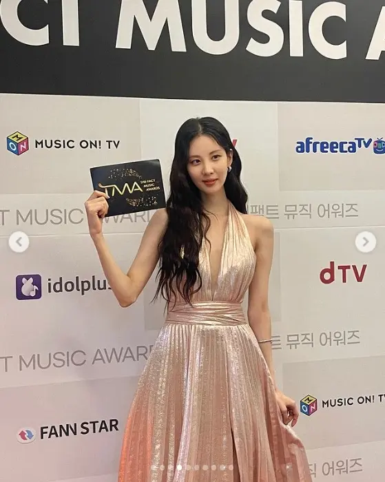 ซอฮยอน-girls-generation-ถ่ายรูปหมู่กับ-BTS-2