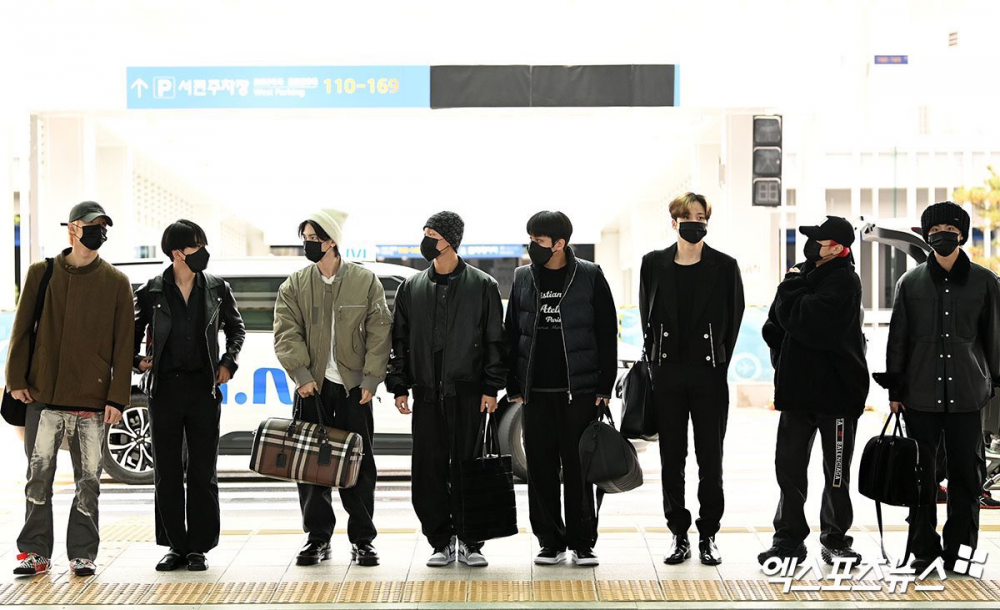 รวมคนดังเกาหลี-แต่งชุดดำที่สนามบิน-ไว้อาลัยโศกนาฏกรรมอิแทวอน-3
