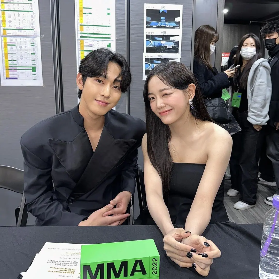 -อันฮโยซอบ-รียูเนี่ยนในงาน-Melon-Music-Awards-2022