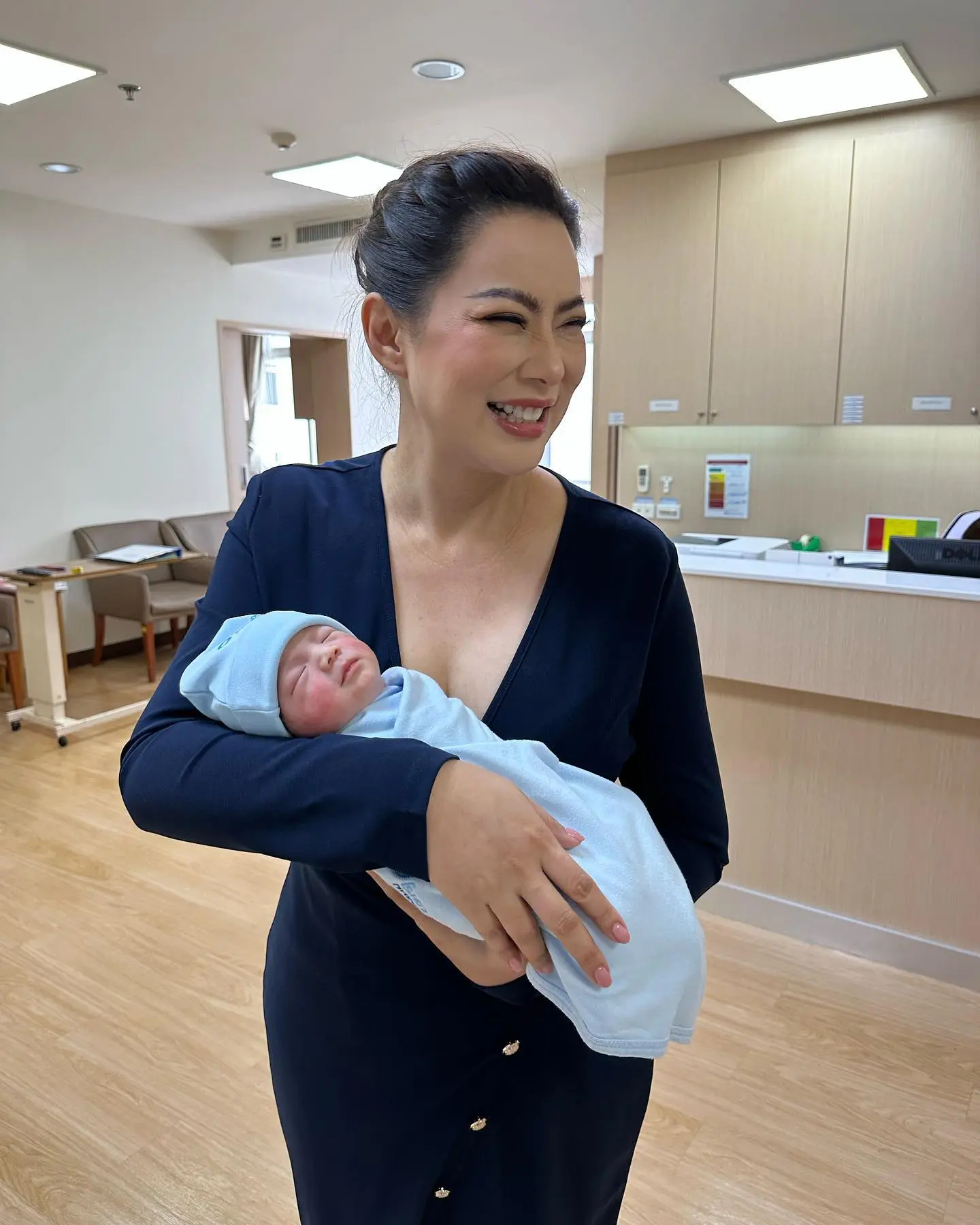 บุ๋ม-ปนัดดา-คัมแบ็ค-ลุยงานทันที-หลังคลอดลูกชาย-น้องอเล็กซ์-ได้-3-วัน-4-Copy