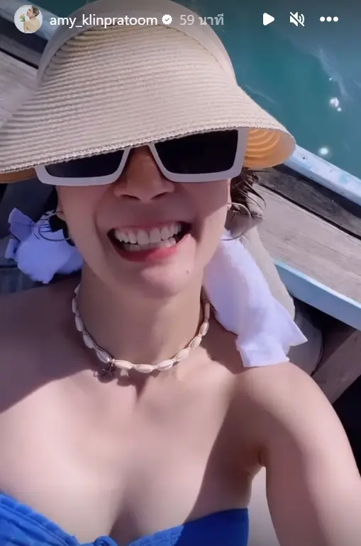 -เอมี่-กลิ่นประทุม-ฟาดบิกินี-โพสท่าเซ็กซี่สุดเร่าร้อนแสงแดด-10