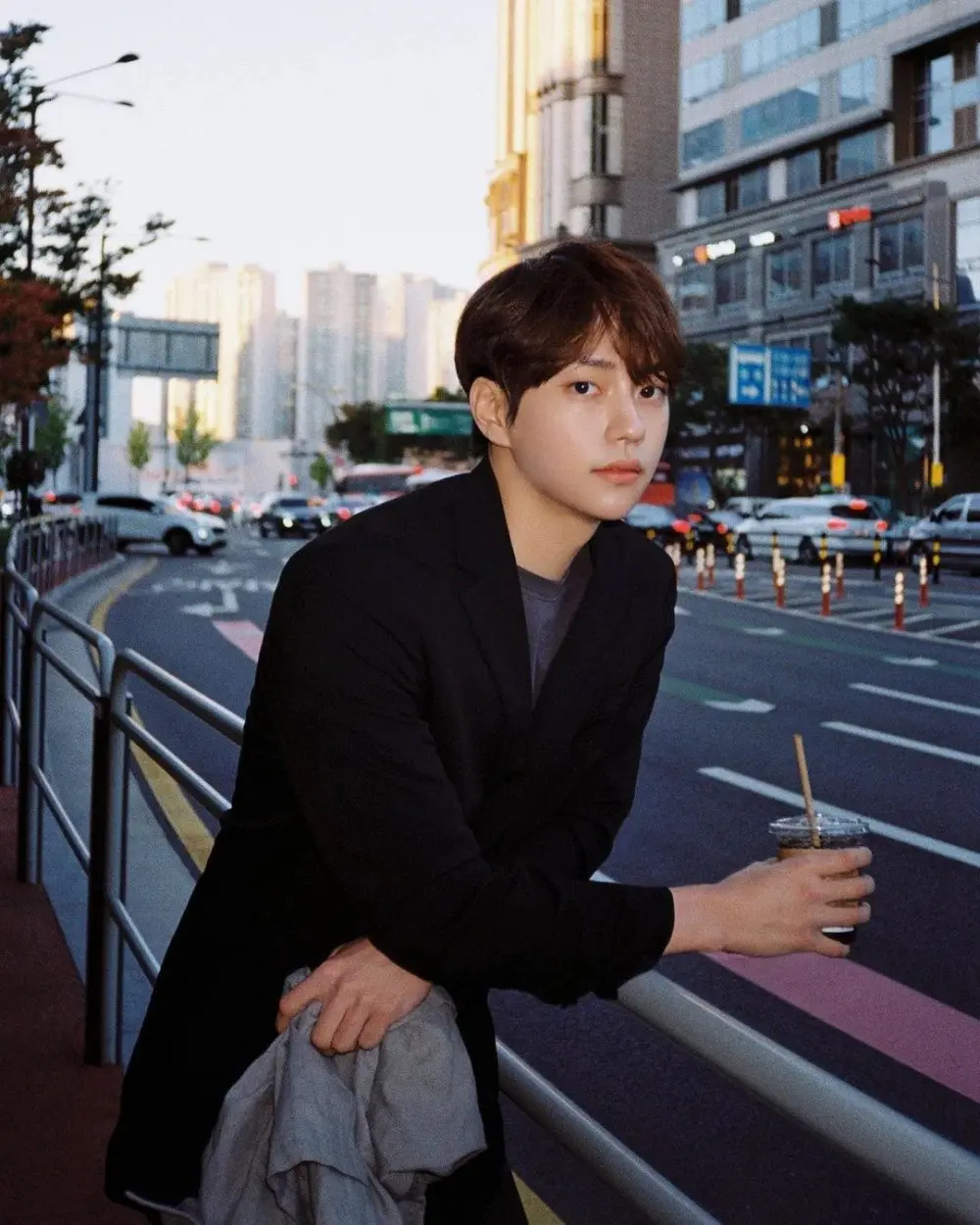 -หนุ่มหล่อจากรายการออกเดทของเกาหลี-วิชวลแบบนี้-เดบิวต์ได้เลย-7