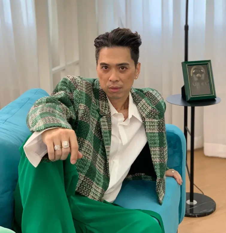 ใครกัน-ดีเจดัง-หึงแรง-ขับรถปาดหน้าเพราะจับได้ว่าไปส่งกิ๊ก-2