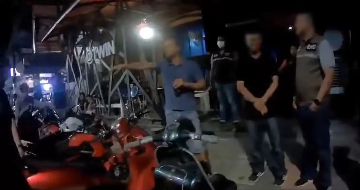 ตำรวจกร่าง-6