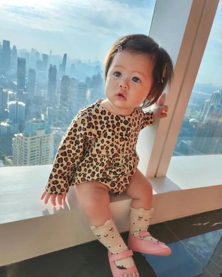 เปิดราคารองเท้าสุดลักชู-แอบิเกล-ลูกสาว-ชมพู่-อารยา-สมฐานะแฟชั่นนิสต้าตัวน้อย-6