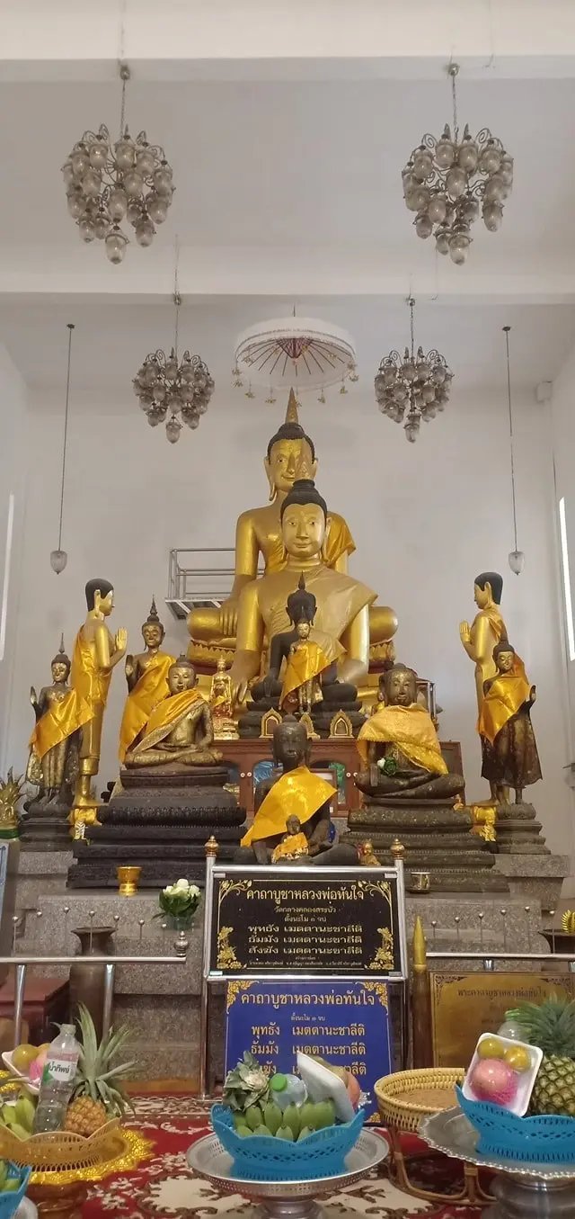 ไหว้หลวงพ่อทันใจ-6