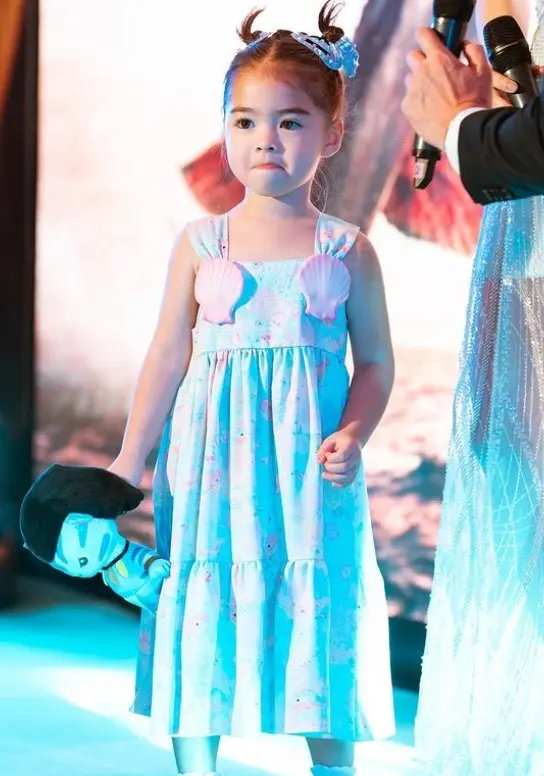 -น้องเดมี่-เซลฟี่กับ-นุนิว-ชวรินทร์-แต่ดันแอบมอง-ซี-พฤกษ์-5
