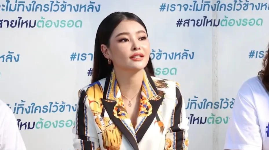 ลิลลี่-วันมะนี