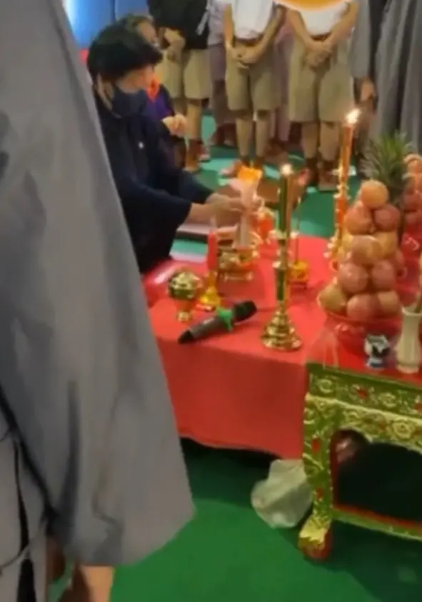 ลัทธิอนุตตรธรรม-2