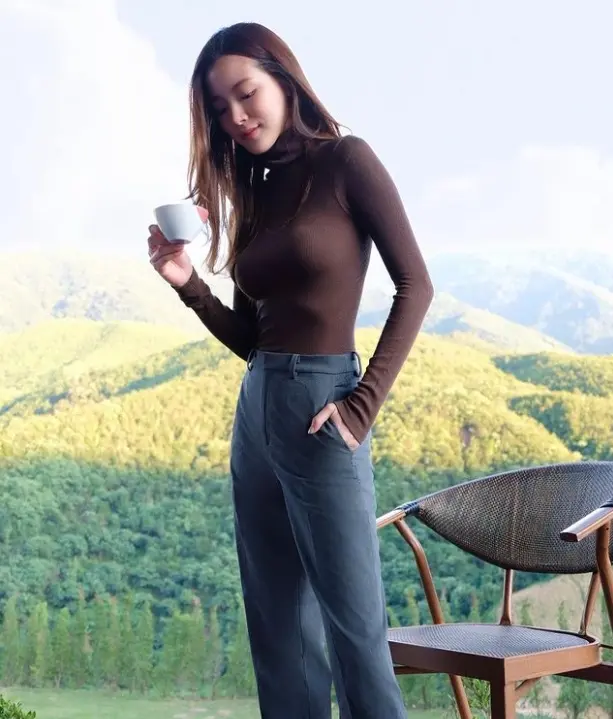 -4