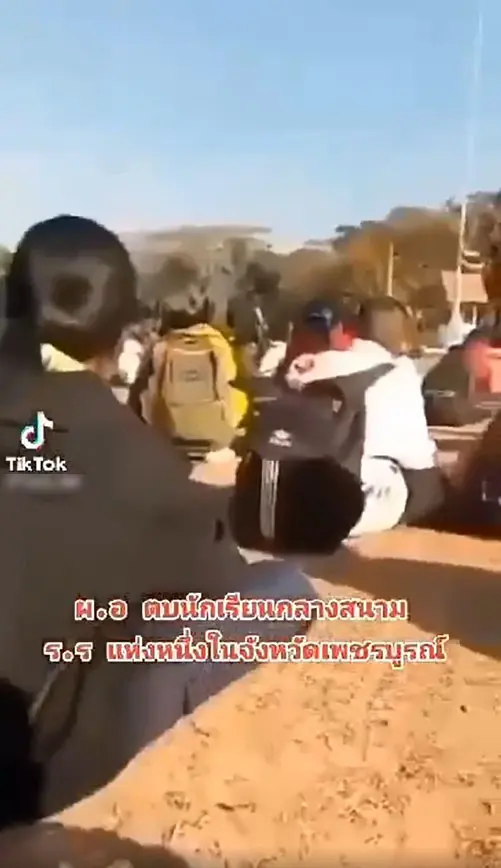 ตบเด็กนักเรียน-1