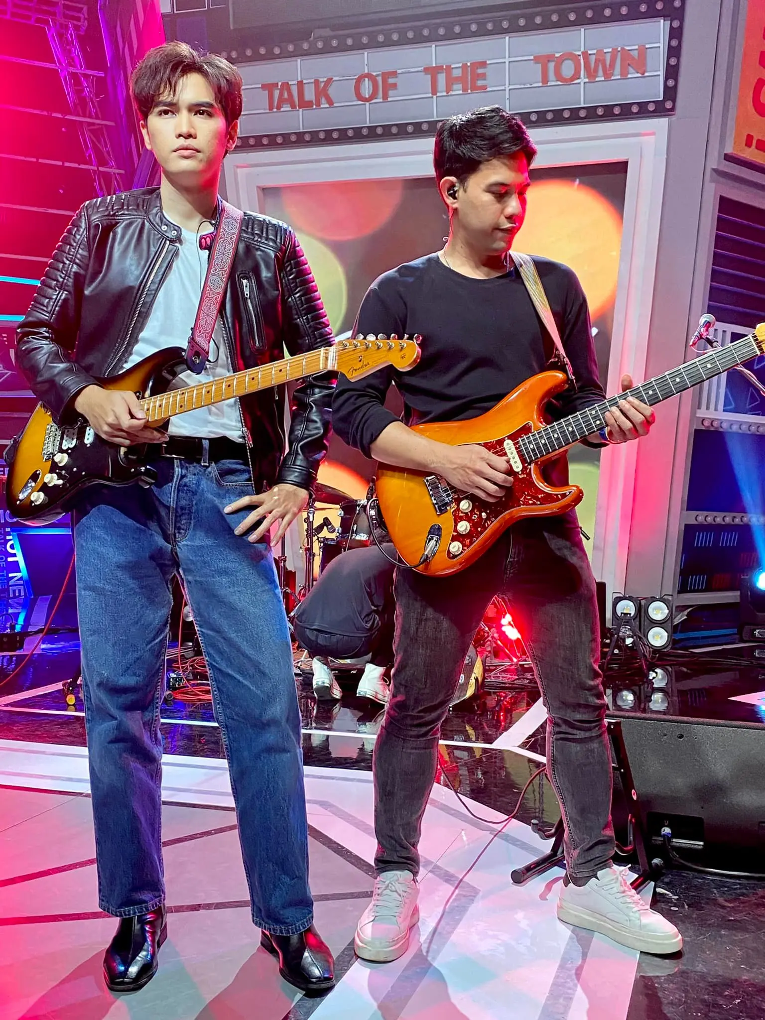 2-นักร้องดัง-2