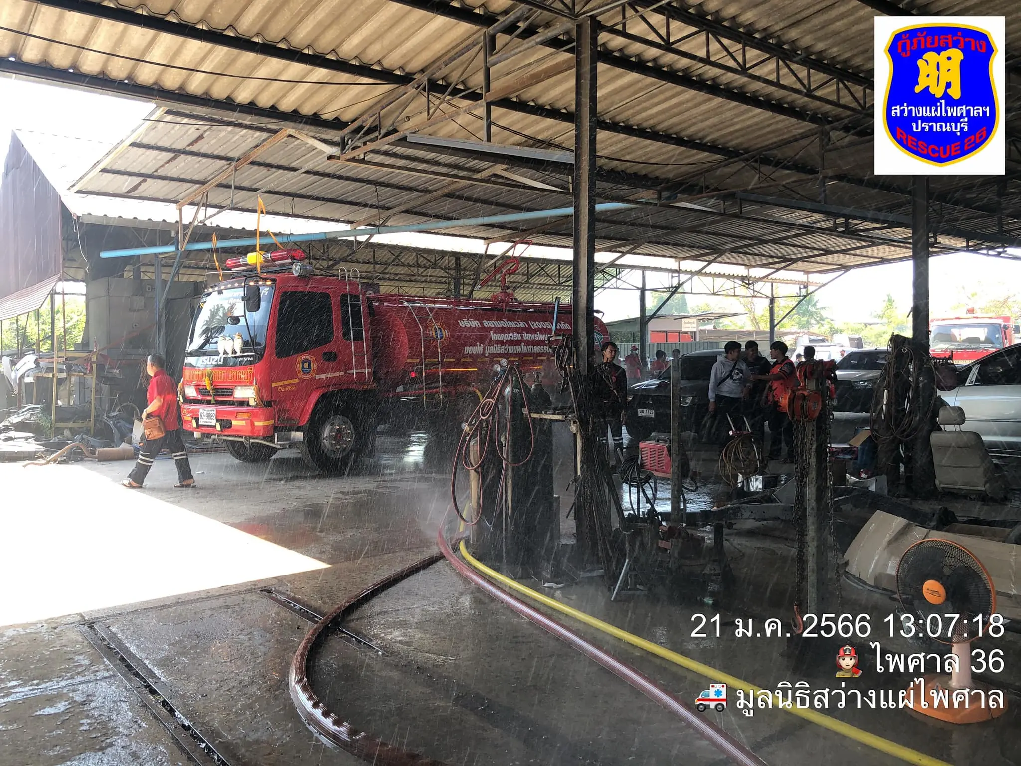 จุดธูปไหว้ตรุษจีน-7