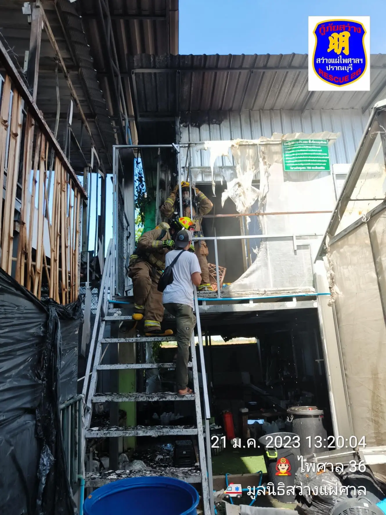 จุดธูปไหว้ตรุษจีน-1