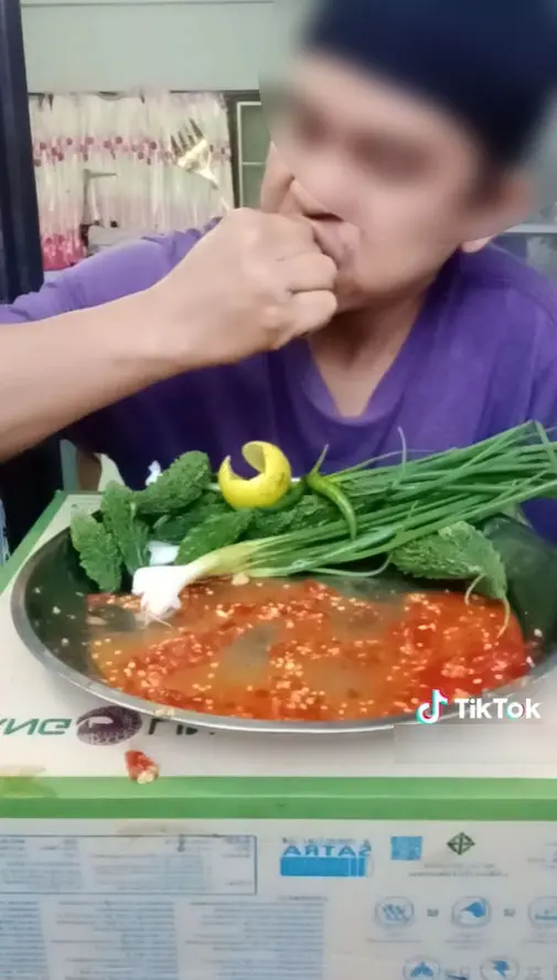 กินปลาไหลดิบ-5