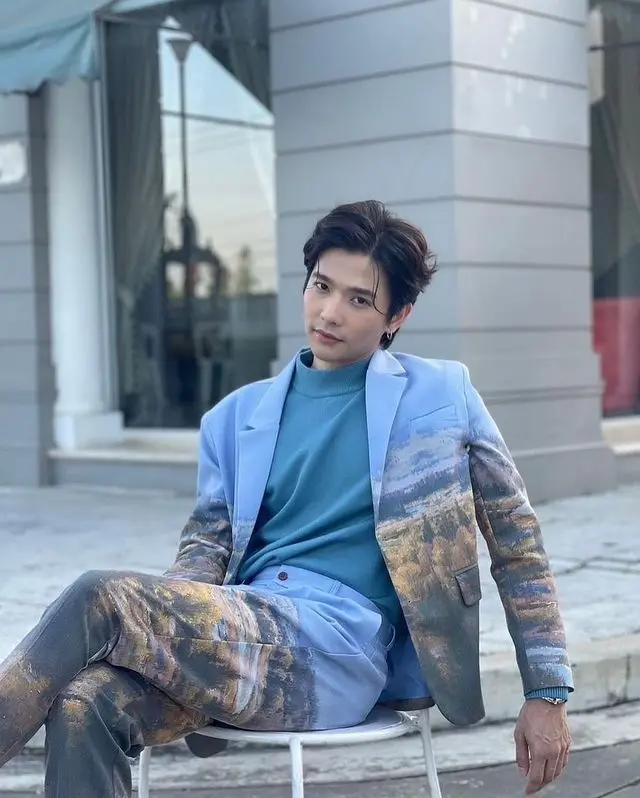 -ฐานัฐพ์-เปิดตัวแฟน-2