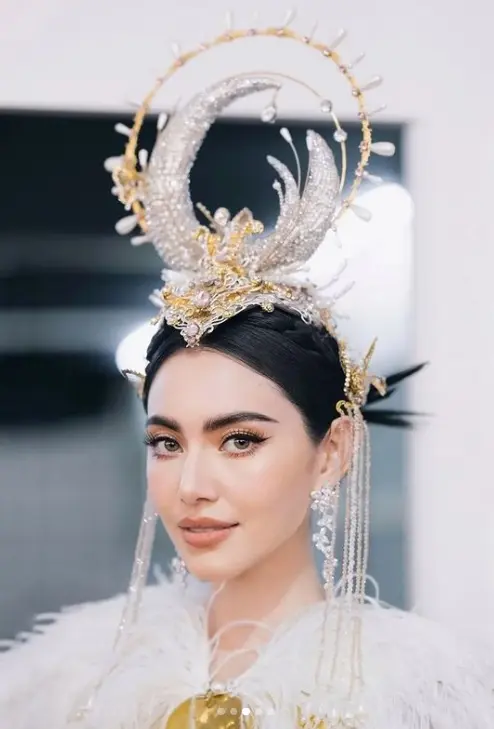 ใหม่-ดาวิกา-เคลียร์ชัด-หลังพลีชีพสแกนใบหน้า-ฝ่าคำวิจารณ์ทำศัลยกรรม-2