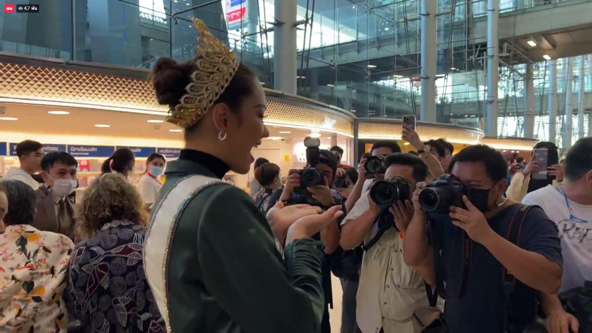 แอนนาเสือ-ถึงประเทศไทย-10