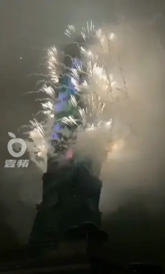 วิวดูพลุปีใหม่-5