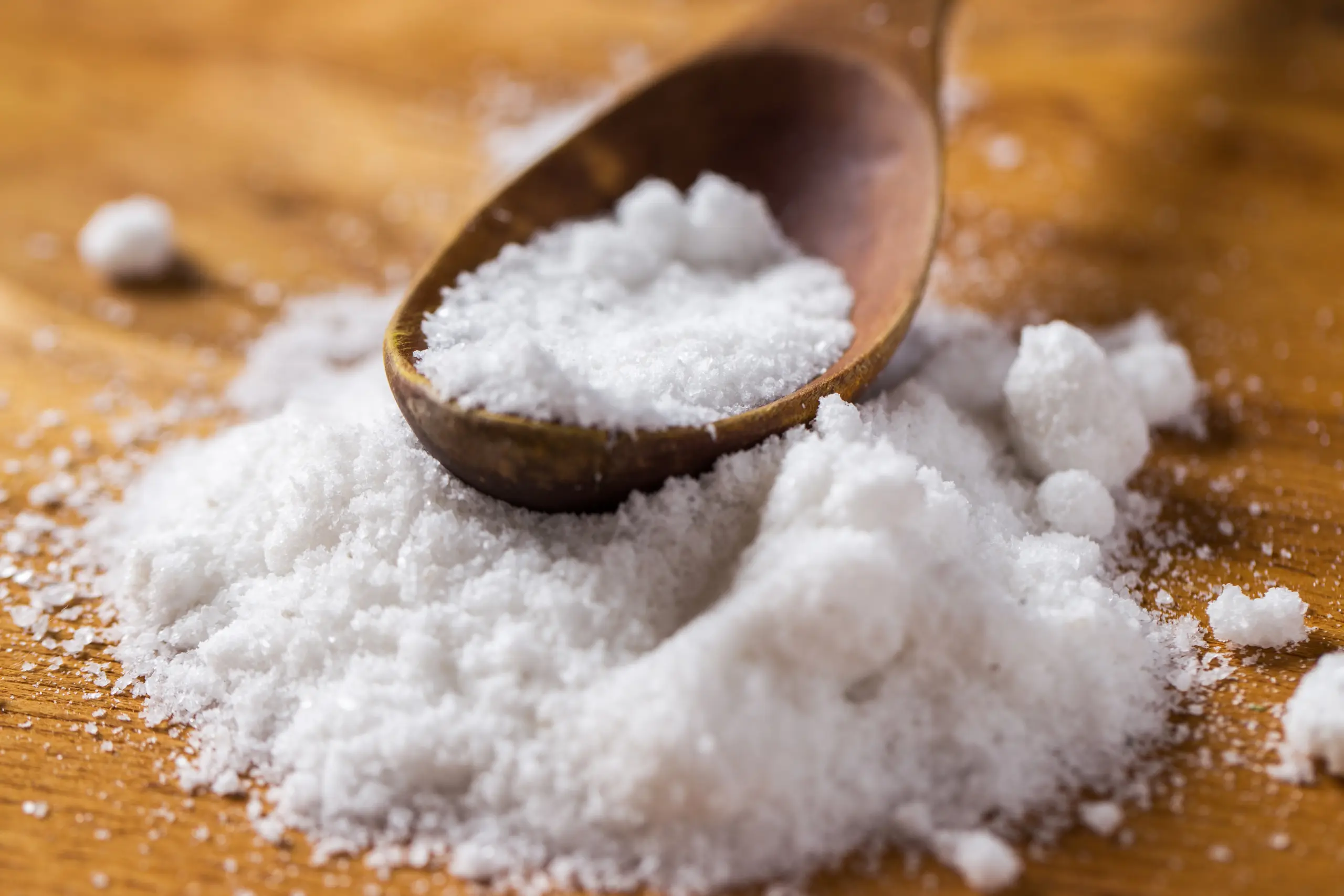 spoon-heap-salt-table