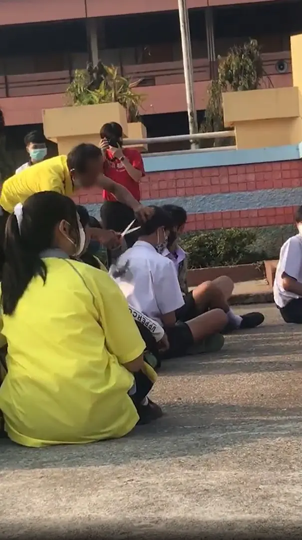 ครูกล่อนผมนักเรียน-3