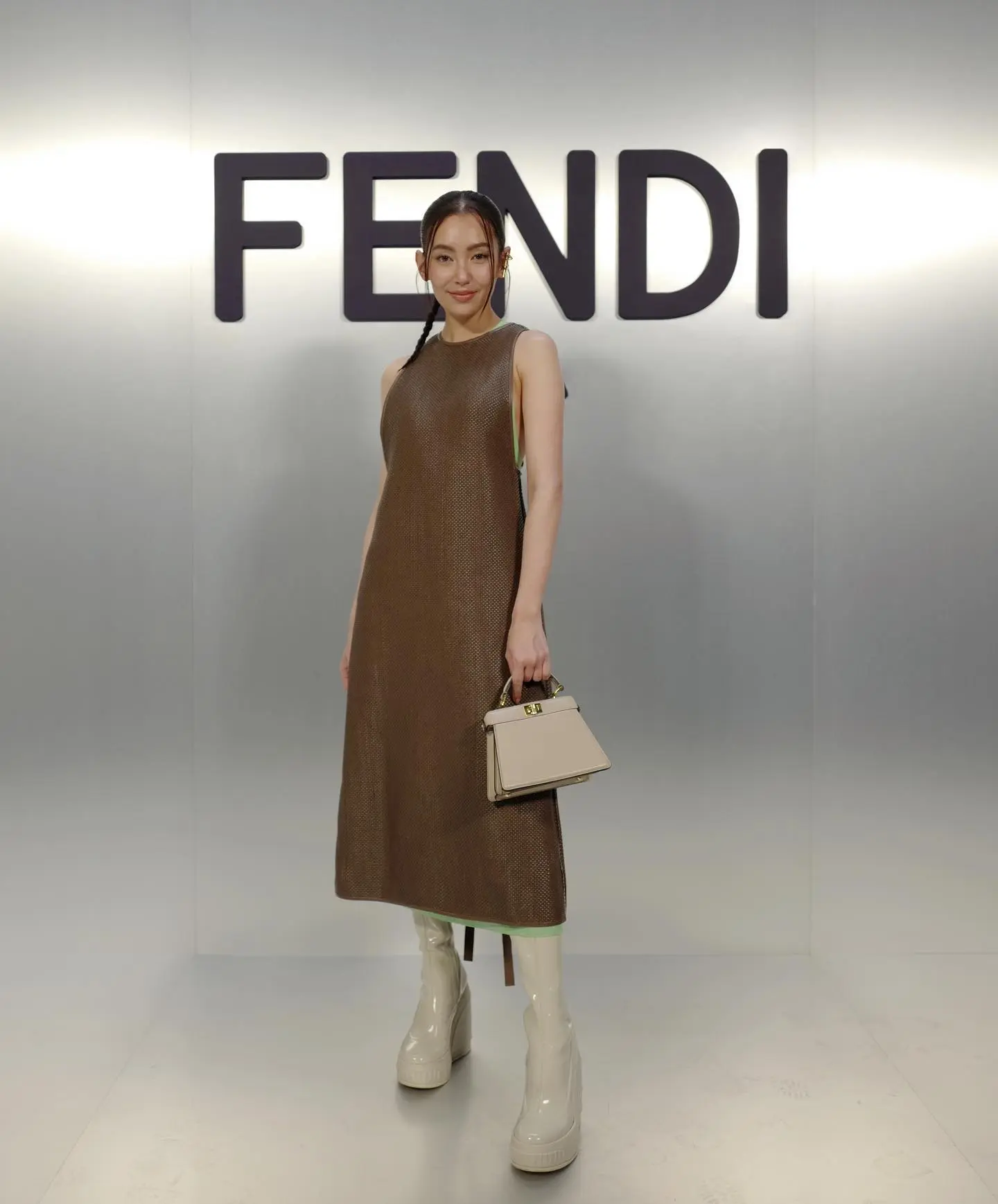 ฉุดไม่อยู่-เบลล่า-ราณี-นั่งแท่น-Friend-of-FENDI-คนแรกของประเทศไทย-4