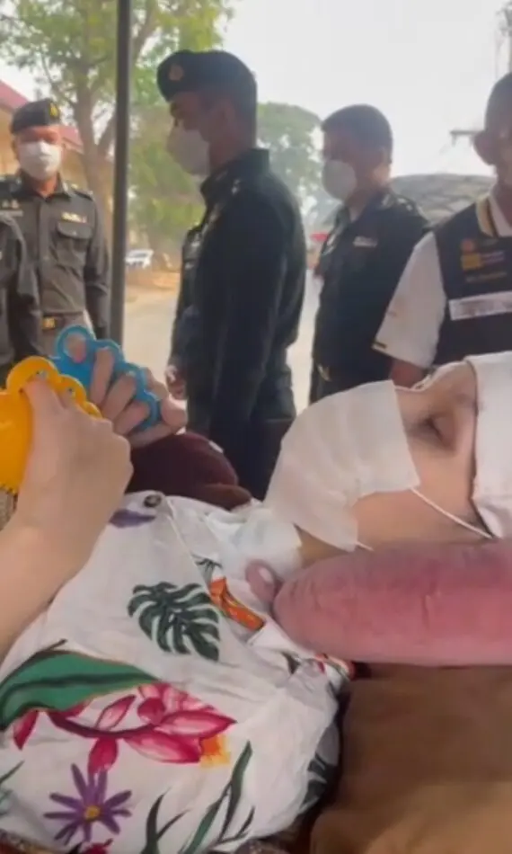 รีนีนรรน