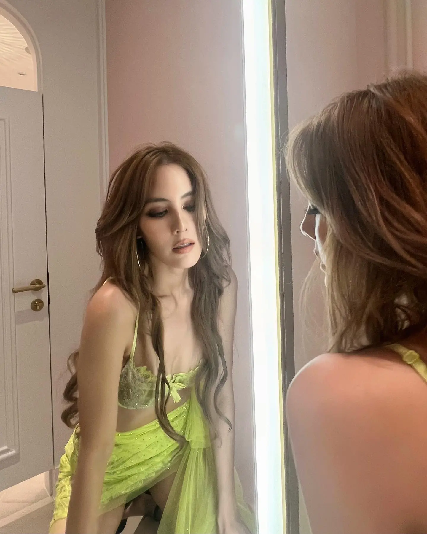 malinmln 369530082 18377237908058307 3386399958561467965 n-1-min-1