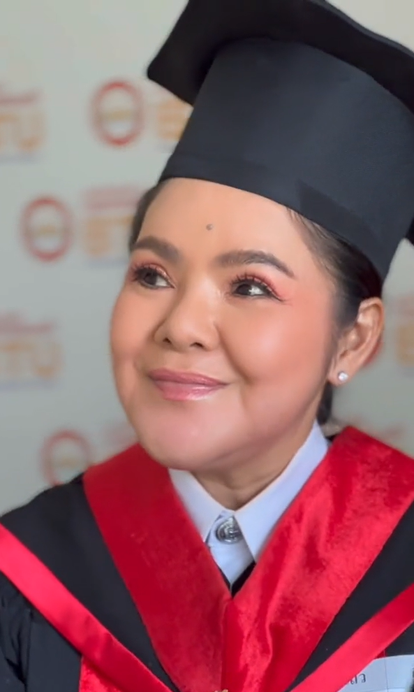 ฮายอาภาพร-จบปโท-2