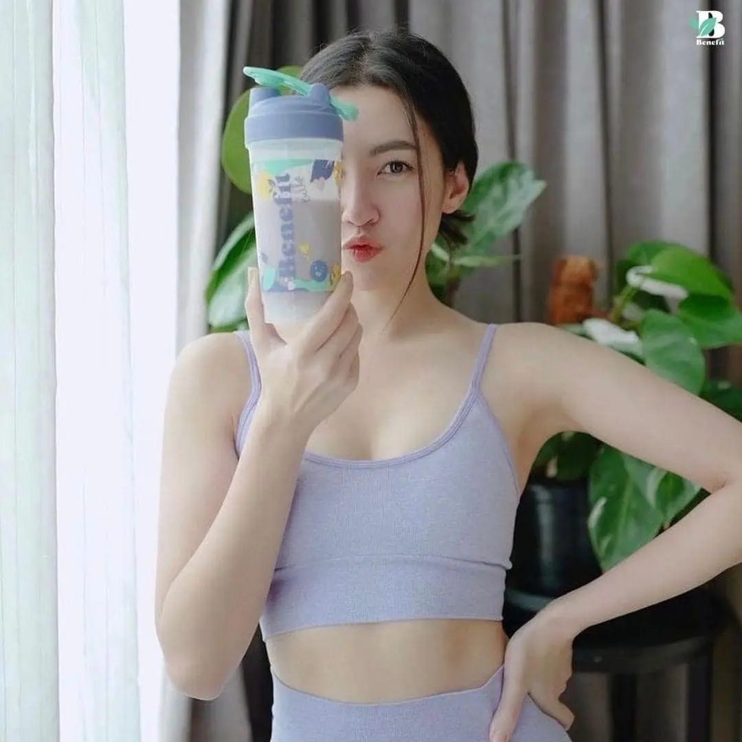 เบลล่าา-min