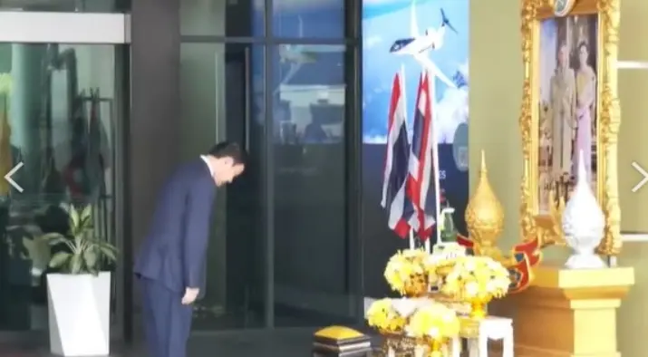 ทักษิณกลับไทย-2