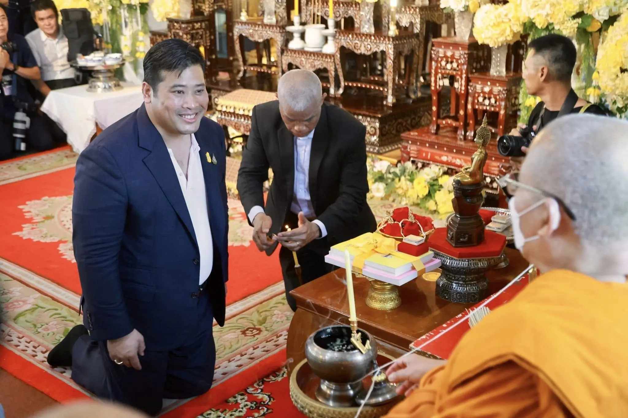 ทะเบียนรถ-ท่านอ้น-ทำบุญ-3-min-2