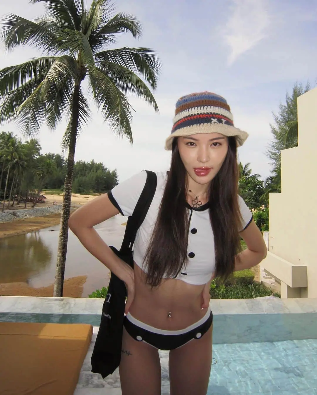 กระปุกพัชรา-เซ็กซี่ (2)