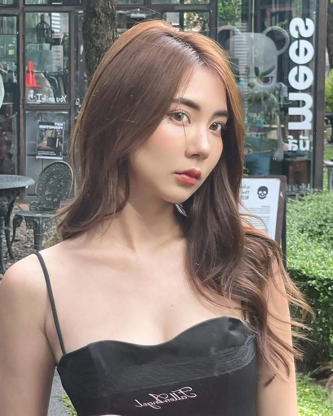 น้ำฝนปริตา-ชุดเวียดนามสุดเซ็กซี่