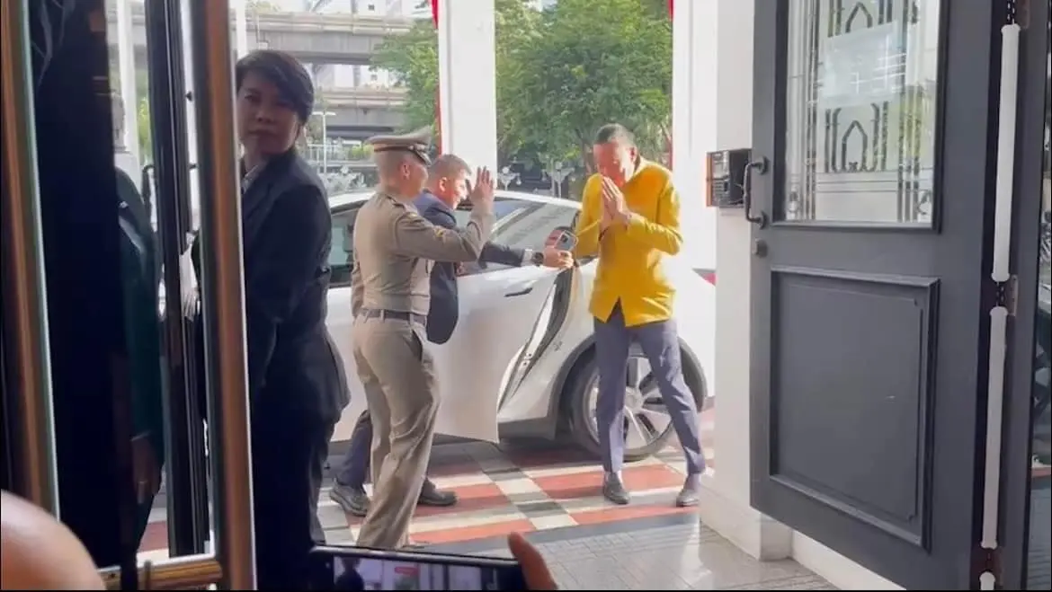 เลขเด็ดนายก ทะเบียนรถนายก-min