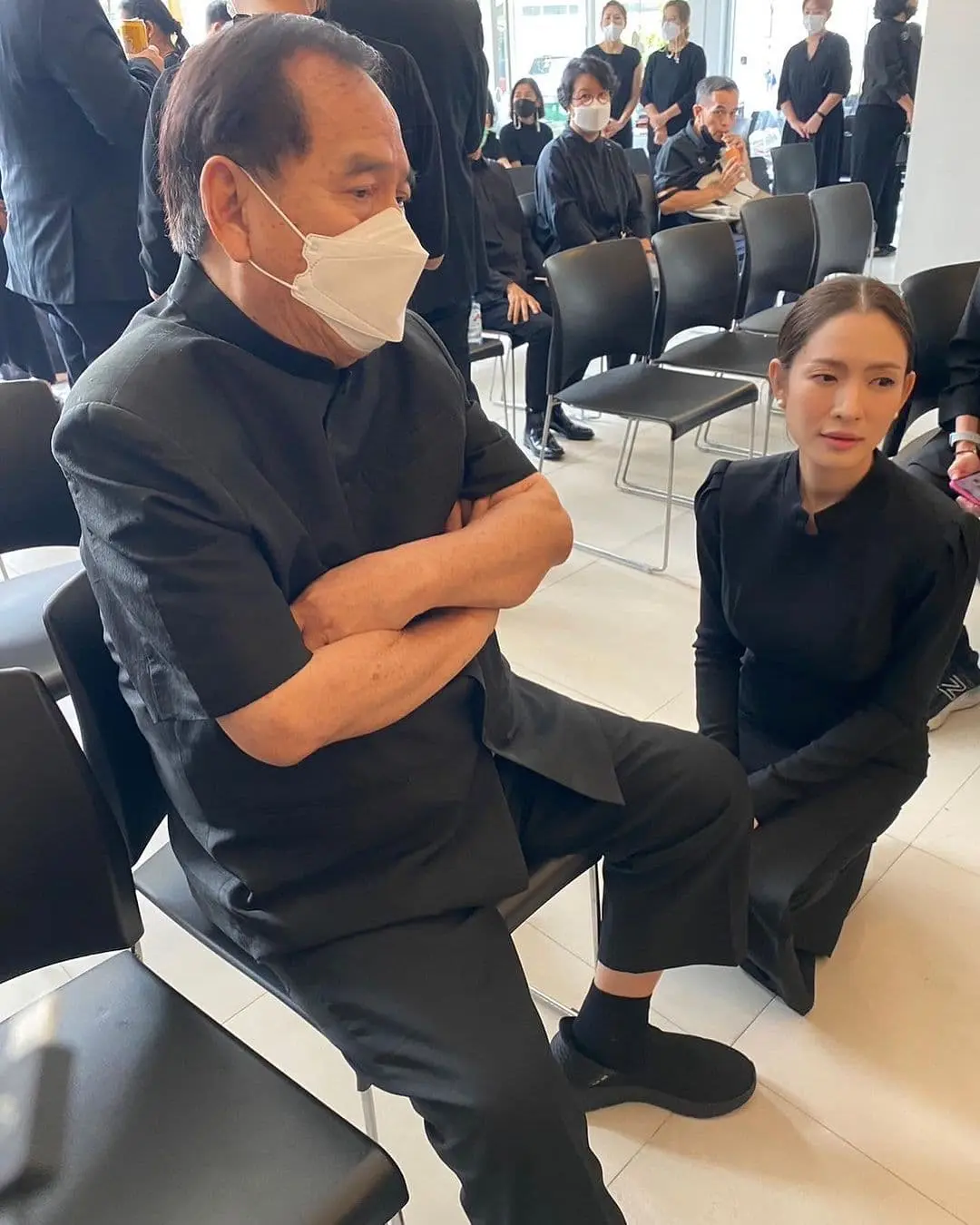 ปู่ไพวงษ์-แอฟทักษอร