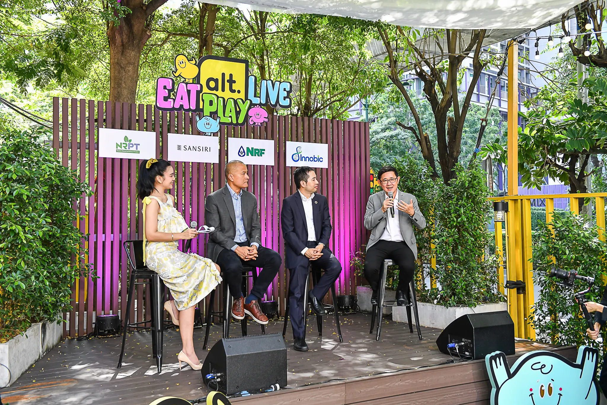 25661122 PressRelease ภาพ-Panel-Discussion-งาน-Eat-Play-Live 0