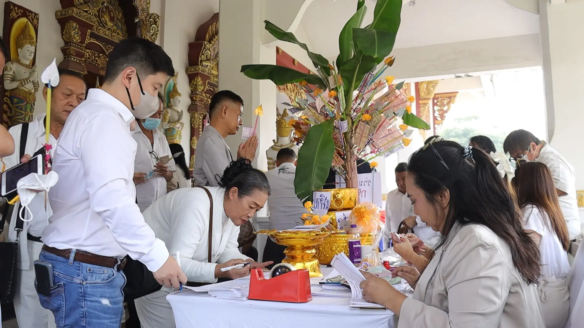 ประธานทอดกฐินสามัคคี (24)-min