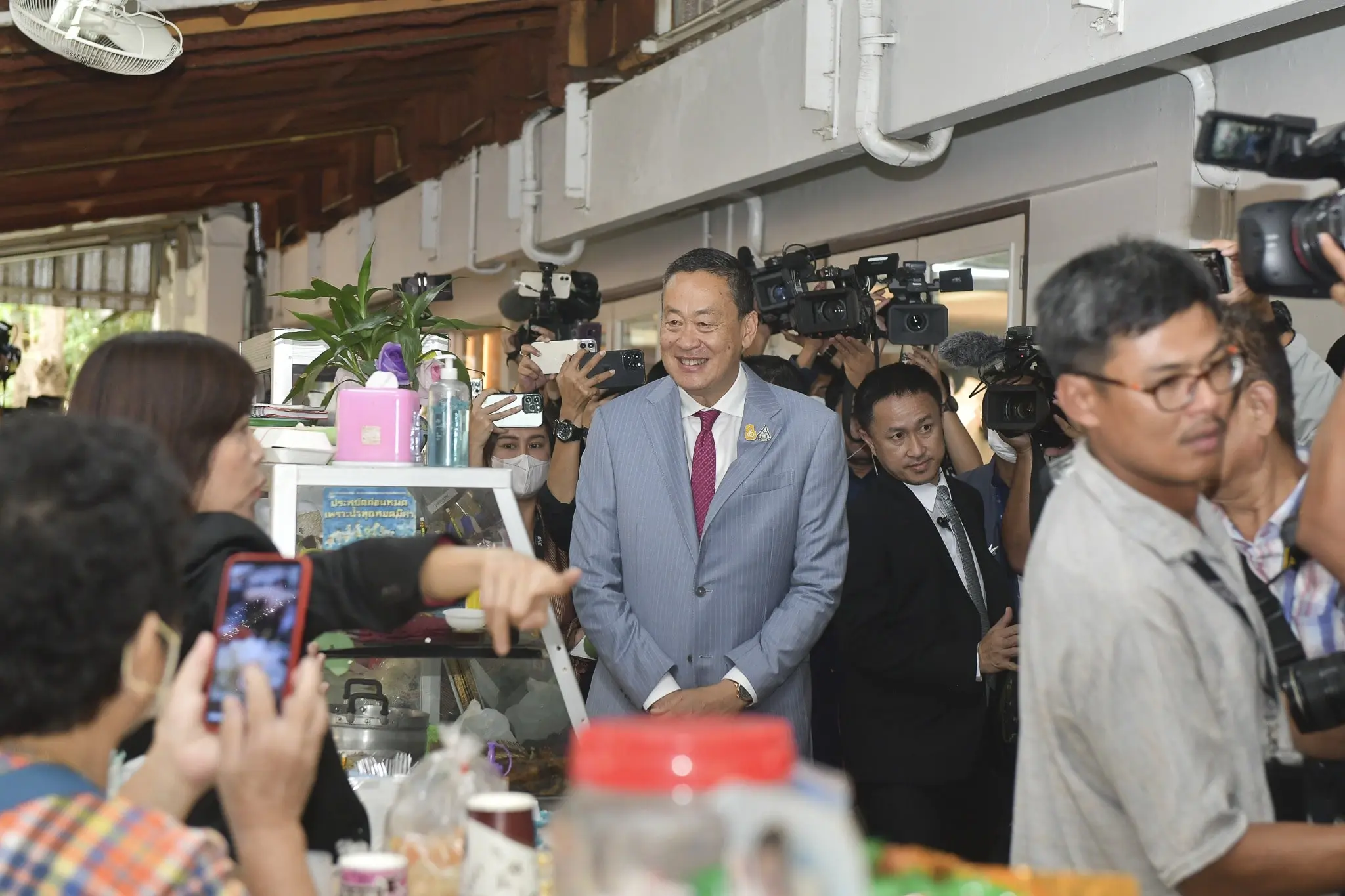 เศรษฐา-2-11-66-5-min