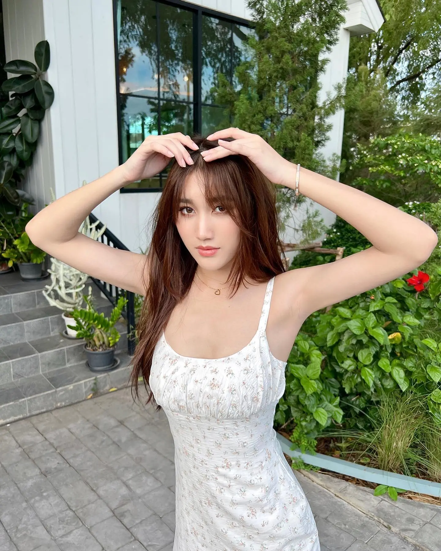 maneenuchsuphan 363813135 238707935728299 1960946227946907044 n-min