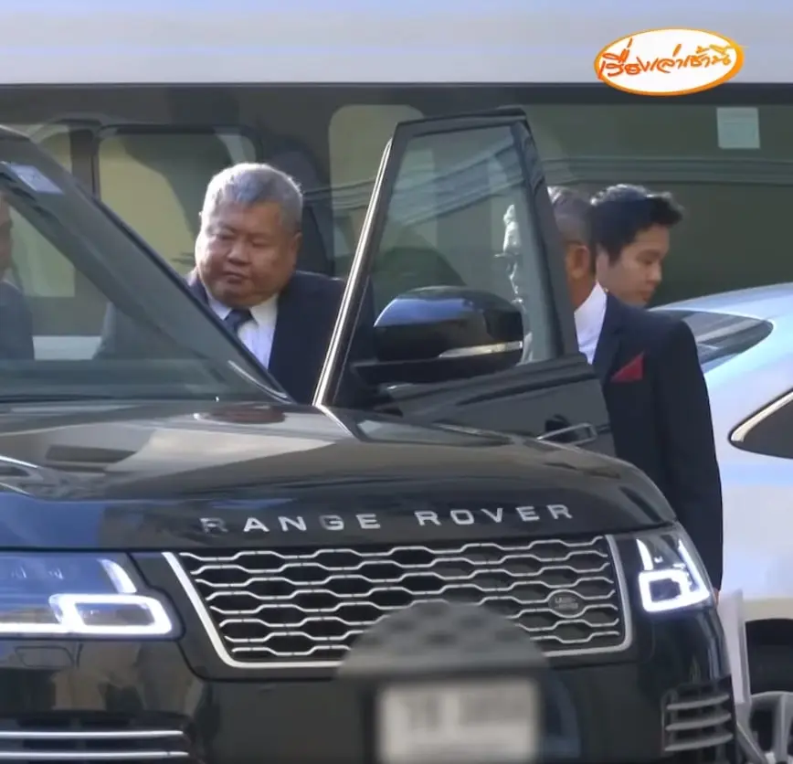 เปรมชัย กรรณสูต (2)-min