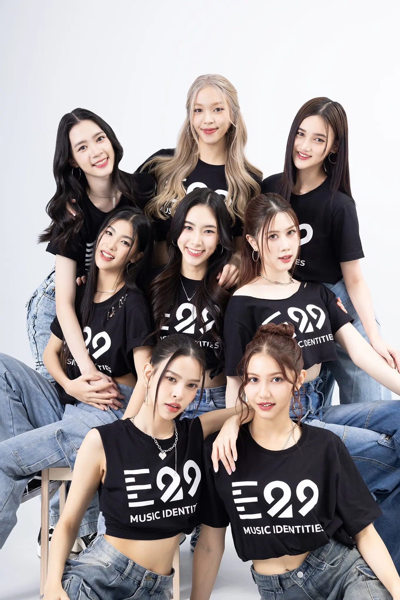 E29 เตรียมตัวเดบิวต์เกิร์ลกรุ๊ป-min