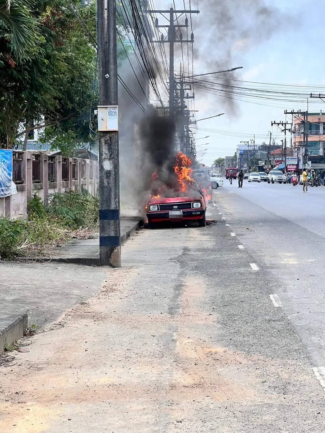 เด็กเผารถ (1)-min