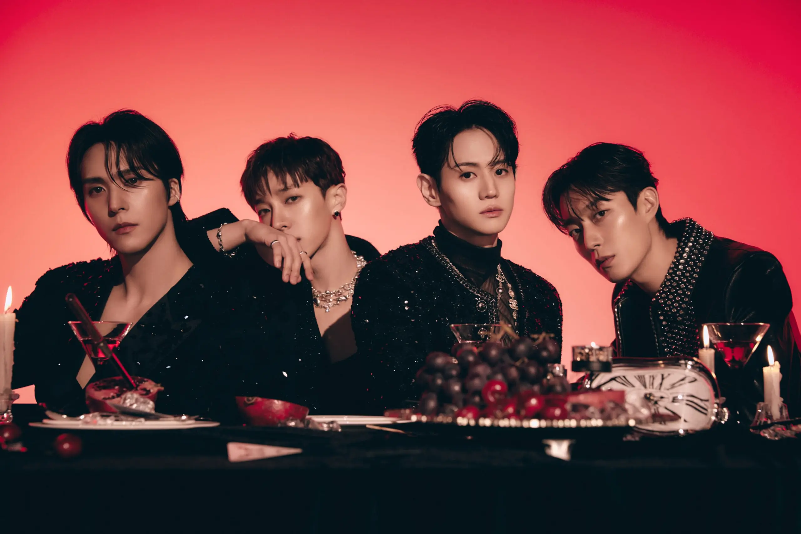Highlight จุดประกายบนชาร์ตเพลงอีกครั้ง! ด้วยการคัมแบ็ค 'Switch On' -min