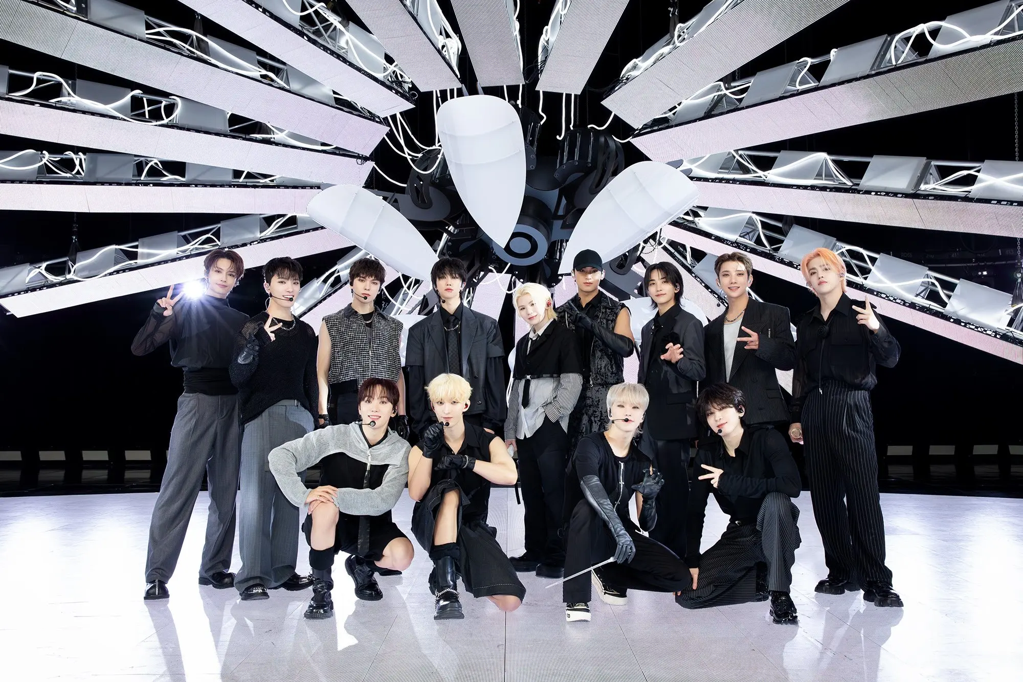 อัลบั้ม '17 IS RIGHT HERE' ของ SEVENTEEN ประสบความสำเร็จ-min