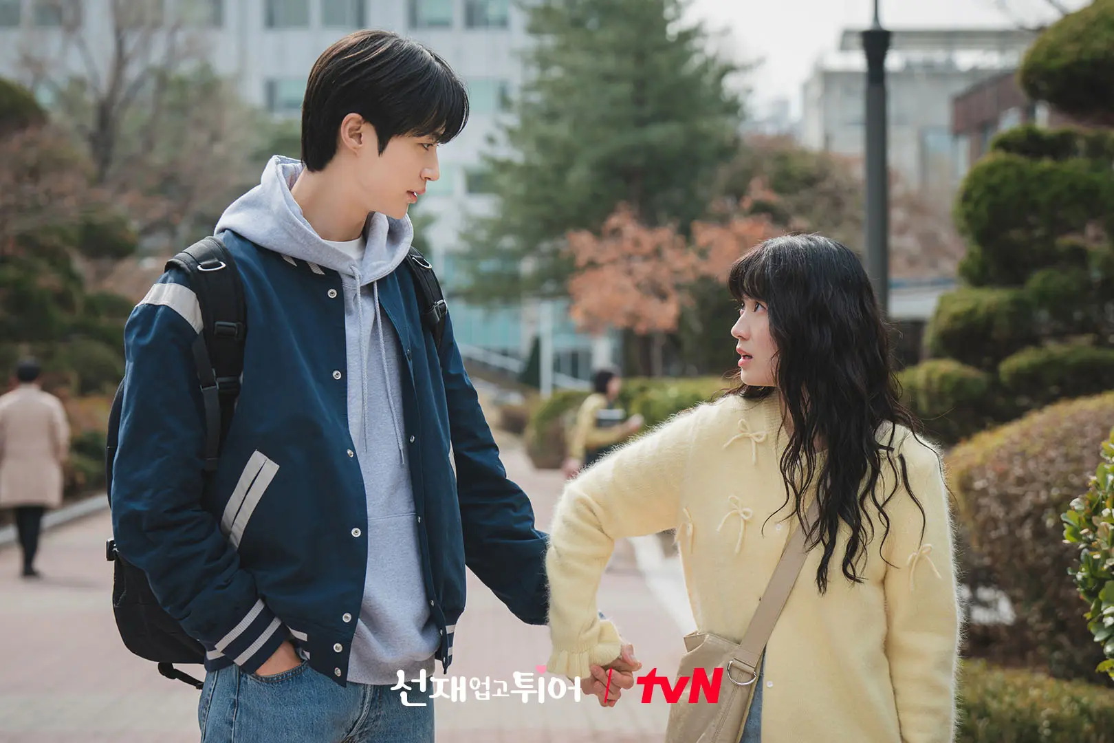 ซีรีส์โรแมนติก Lovely Runner กลับมามียอดผู้ชมในเกาหลีสูงสุดอีกครั้ง! -min