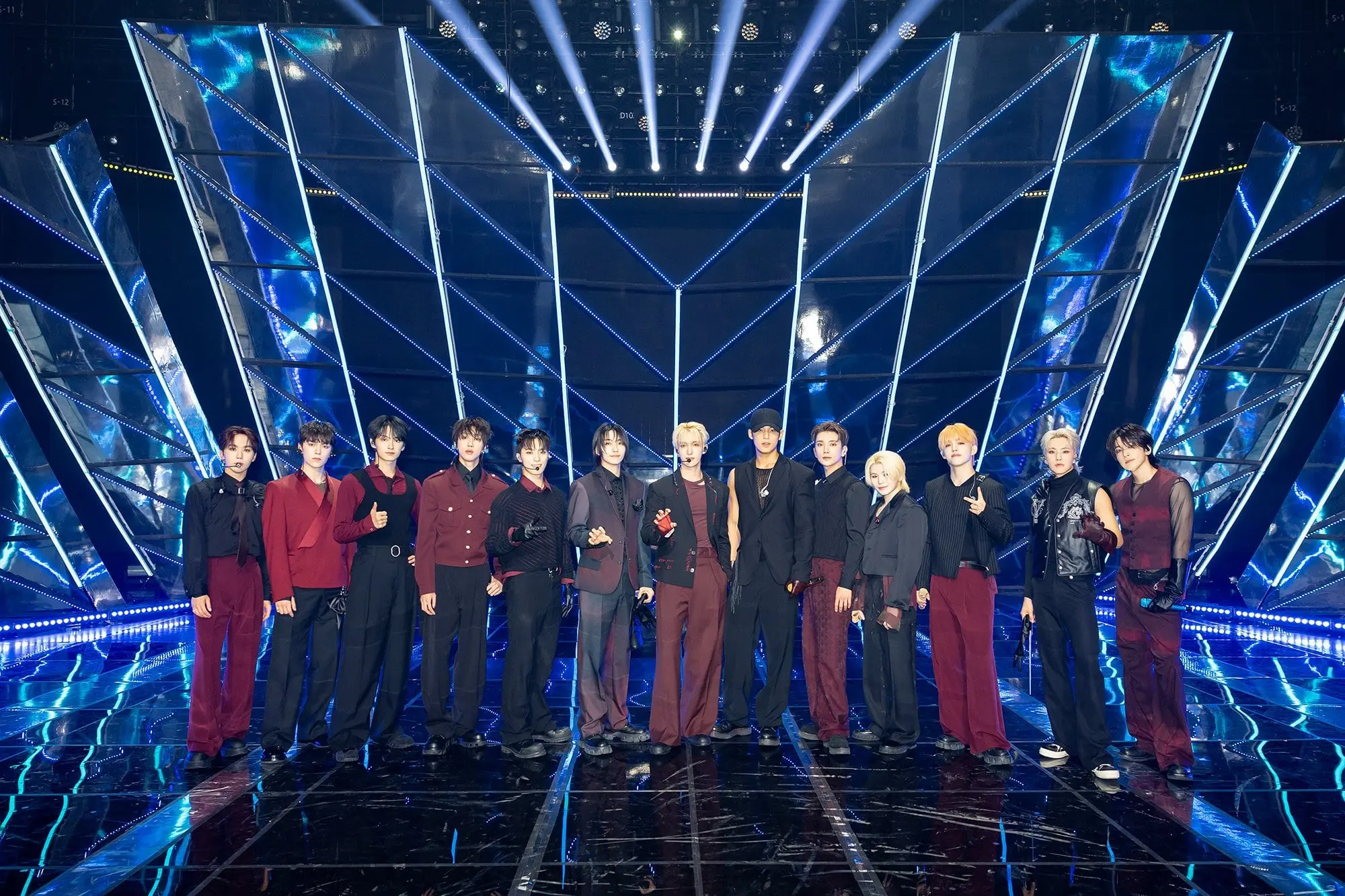 SEVENTEEN ทำลายสถิติยอดขายอัลบั้มอีกครั้ง-min